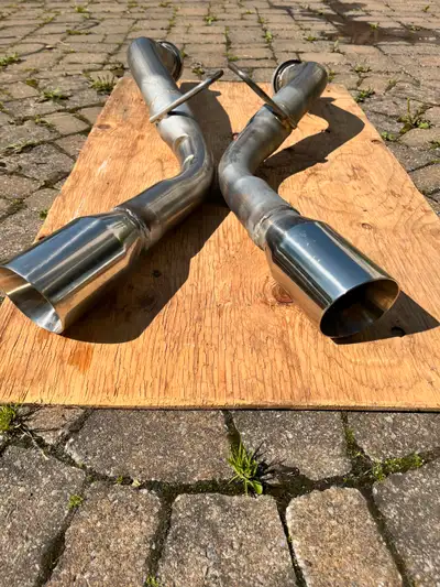 Q50 Muffler delete fabriqué par Silencieux Gosselin avec VBAND Clamp KIT. Comme neuf. $350