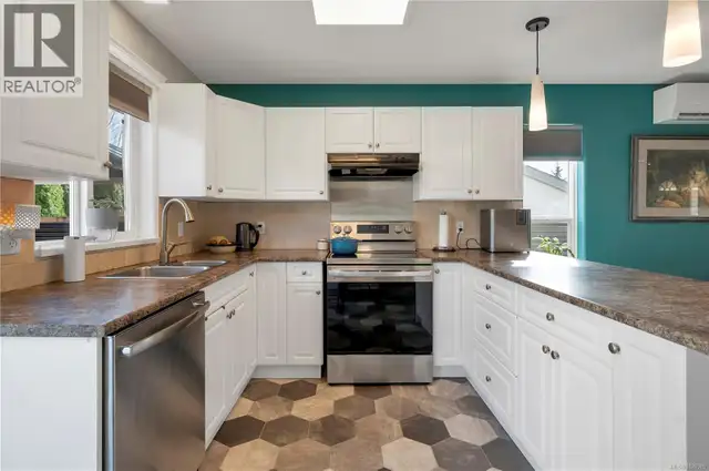 1041 Shellbourne Blvd Campbell River, British Columbia in Houses for Sale in Campbell River - Image 4
