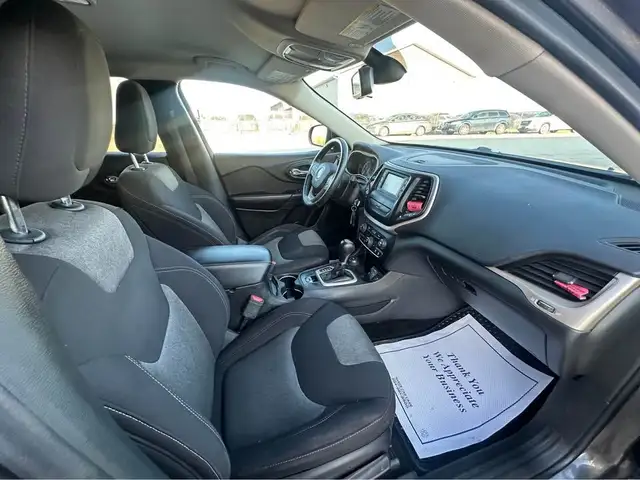 2017 Jeep Cherokee in Cars & Trucks in Winnipeg - Image 19