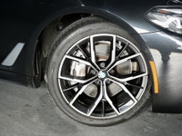 ***QUALIFY FOR A 4 YEAR WARRANTY ON OUR VEHICLES TODAY!!! Vehicle Options Include: Sunroof, Navigati... (image 4)