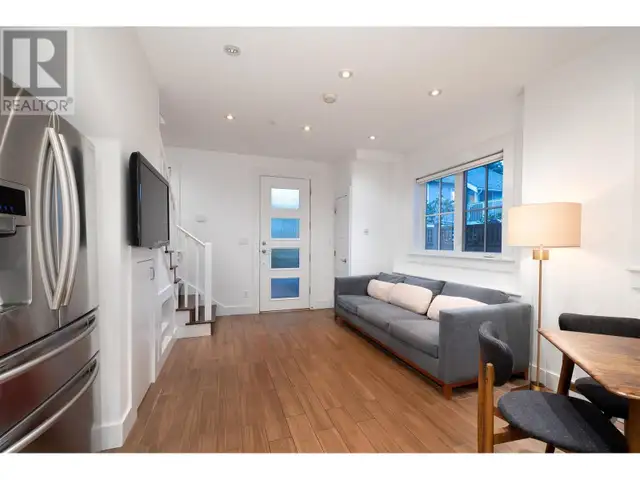 3132 W 7TH AVENUE Vancouver, British Columbia62864382082563122