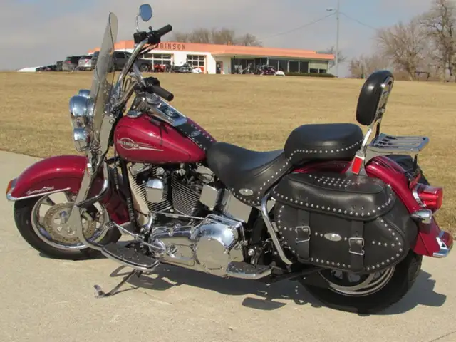 2006 Harley-Davidson FLSTC Heritage Softail Classic in Sport Touring in Leamington - Image 16