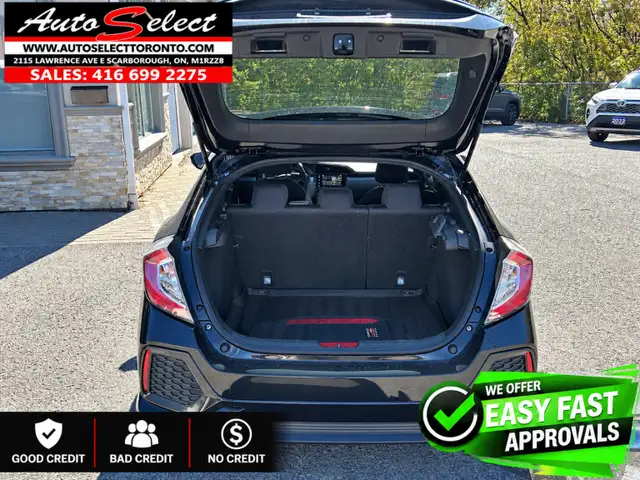 2017 Honda Civic LX **Rare 6 Speed** Backup Camera - Apple Ca... in Cars & Trucks in City of Toronto - Image 9
