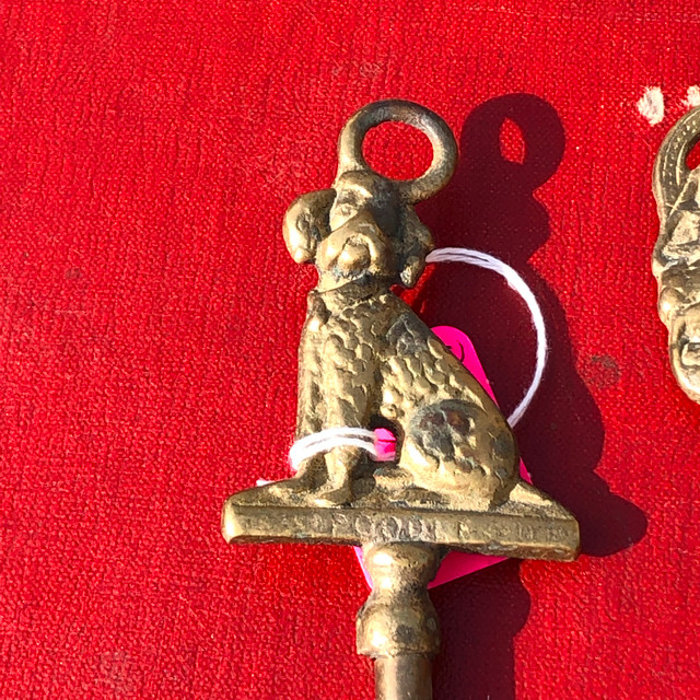 2 Vintage Solid Brass Toasting Forks. Poodle & Shakespeare Cotta in Arts & Collectibles in St. Albert - Image 2