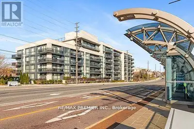 WELCOME TO VISTA PARC. FEATURING THIS BEAUTIFUL 1BEDROOM + 1 DEN WITH 12 FT. CEILINGS, GRANITE COUNT...