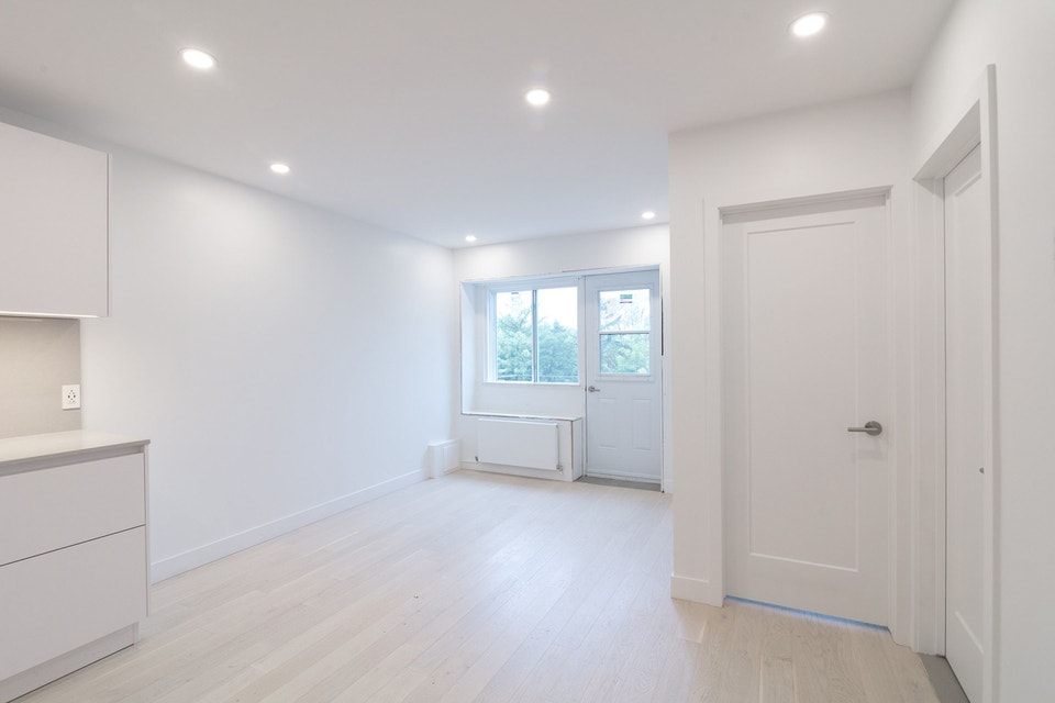 renovated 2-bed apartment, Cote-Saint-Luc, Nov 1 - ID 4764 4