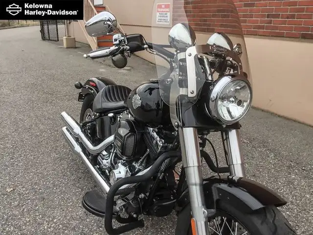 2017 Harley-Davidson FLS - Softail Slim in Street, Cruisers & Choppers in Kelowna - Image 7