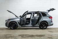 Francais: * Entretien périodique sans frais 3 ans/60k * Groupe Premium * Groupe M Sport * Groupe M S... (image 4)