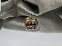 10K Yellow Gold 3.25GM 3 Red Stones Ring $165