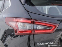 Recent Arrival! CARFAX Canada No Reported Accidents CARFAX Canada One Owner 2023 Nissan Qashqai S 4D... (image 7)