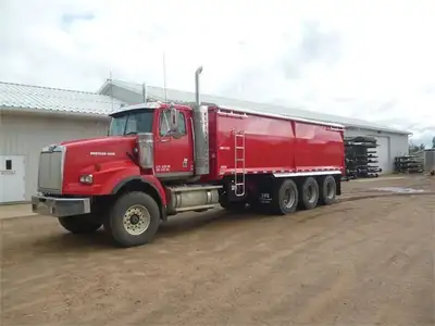 NEW SWS Unibody Grain Box 3/16" floor 12" 58" sides 3 Piece all swing cam-lock end gate with header...