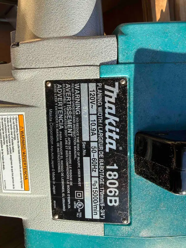 Makita 1806B Planer in Power Tools in Kitchener / Waterloo - Image 3
