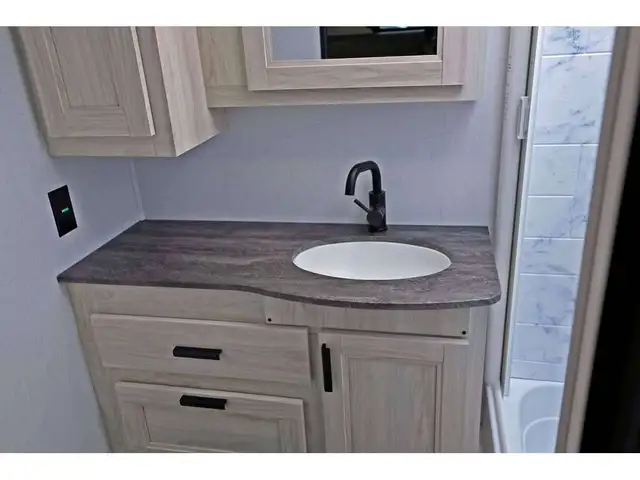 2024 Forest River Sunseeker 3250 2 extension 2024 + lit superpos in RVs & Motorhomes in Laval / North Shore - Image 30