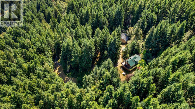 3550 Lakeshaw Rd Cobble Hill, British Columbia in Houses for Sale in Cowichan Valley / Duncan