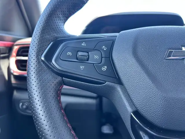 2025 Chevrolet Trailblazer RS | All Weather Mats | Low Km's in Cars & Trucks in Hamilton - Image 18