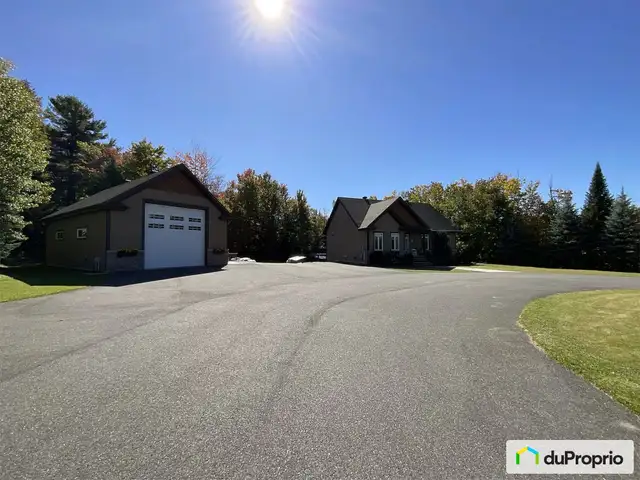 $950,000 - Bungalow for sale in Sherbrooke (Deauville) in Houses for Sale in Sherbrooke - Image 5