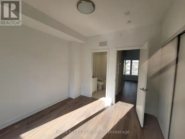 11 CALAMINT LANE Toronto (L'Amoreaux), Ontario in Houses for Sale in City of Toronto - Image 8