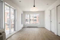Vous rêvez dhabiter près dun lac majestueux? Le 83 St-Laurent abrite un logement parfait pour vous.... (image 8)