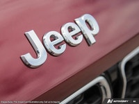 Welcome to Barrie Dodge Chrysler Jeep. VELVET RED PEARL,TIRES: 265/50R20 A/S PERFORMANCE,WHEELS: 20... (image 9)