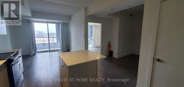 327 - 55 DUKE STREET W Kitchener, Ontario in Long Term Rentals in Kitchener / Waterloo - Image 2