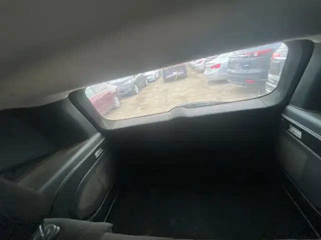 2015 Jeep Renegade LATITTUDE *ONLY FOR PARTS* in Auto Body Parts in Regina - Image 5