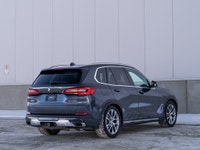 CARGET AUTOMOTIVE is thrilled to offer this 2019 BMW X5 Xdrive40i, a luxury midsize SUV powered by a... (image 6)