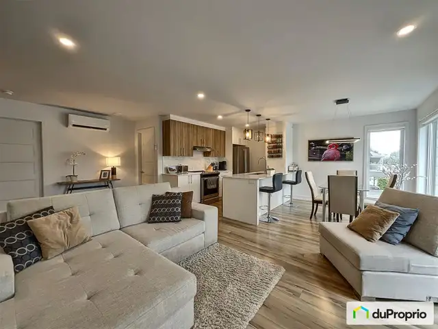 $533,000 - Condominium for sale in Laval-des-Rapides in Condos for Sale in Laval / North Shore - Image 2