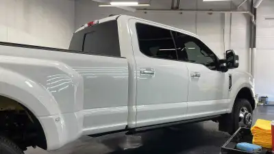 Mint condition (shop princess) Over $40K in upgrades including Auto Slide fifth-wheel hitch, "Fuel"...