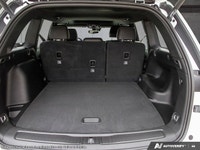 This Jeep Grand Cherokee boasts a Regular Unleaded V-6 3.6 L/220 engine powering this Automatic tran... (image 7)