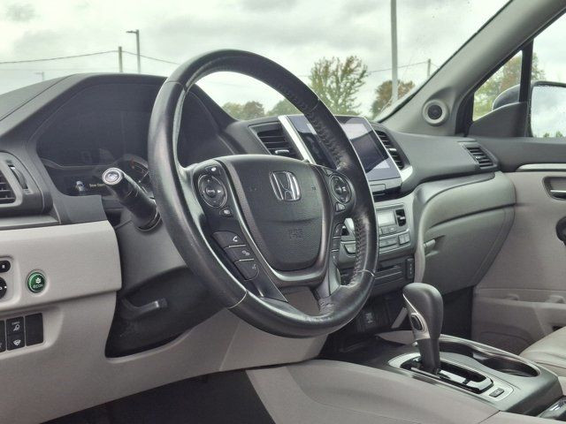 2017 Honda Ridgeline EX-L AWD | Leather | Sunroof | Adaptive in Cars & Trucks in Guelph - Image 2
