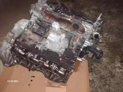 Good used "long block" (M651) with low milage (115 Km) from '15 model. Call 416/652-1404