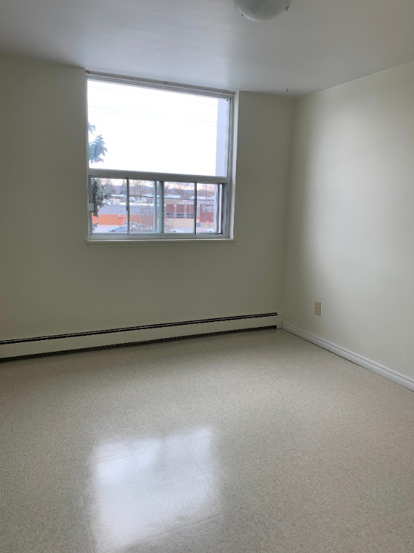 2 Bedroom Apartment - Concordia Apts (Senior Discount Available) 5
