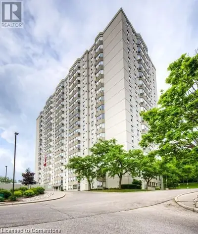 35 GREEN VALLEY Drive Unit# 1806 Kitchener, Ontario