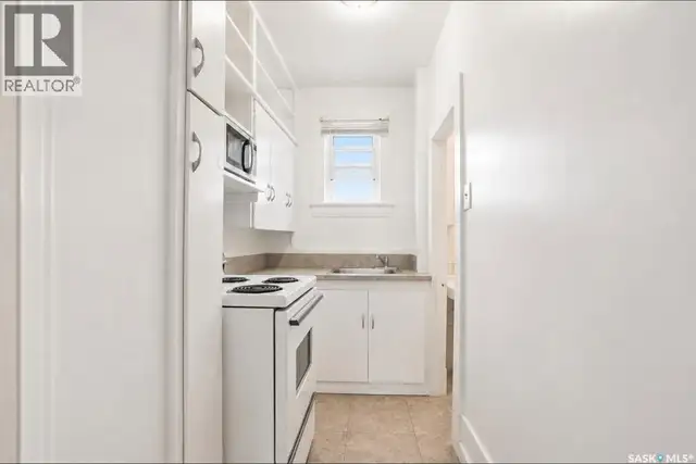 610 Albert AVENUE Saskatoon, Saskatchewan in Houses for Sale in Saskatoon - Image 22