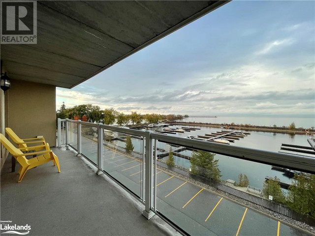 9 HARBOUR Street E Unit# 4100 & 4102 Collingwood, Ontario in Houses for Sale in Oakville / Halton Region