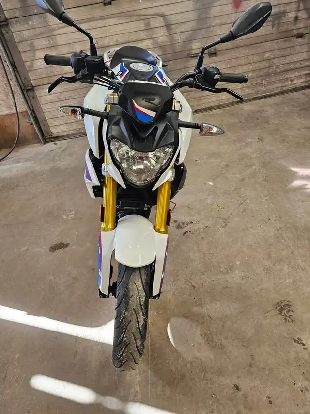 2019 BMW g 310r motorcycle abs Project or Parts Bike in Motorcycle Parts & Accessories in Winnipeg - Image 7