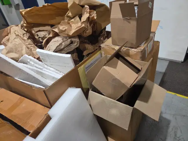Free boxes for moving and storage while supplies last in Free Stuff in City of Toronto - Image 6