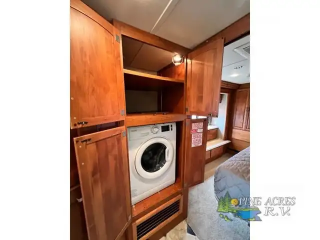 2009 Holiday Rambler Endeavor 41 PDQ 062,221 Miles in RVs & Motorhomes in Moncton - Image 53