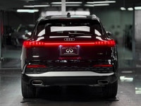 Experience groundbreaking innovation and refined comfort in this 2025 Audi Q5 Progressiv, equipped w... (image 5)