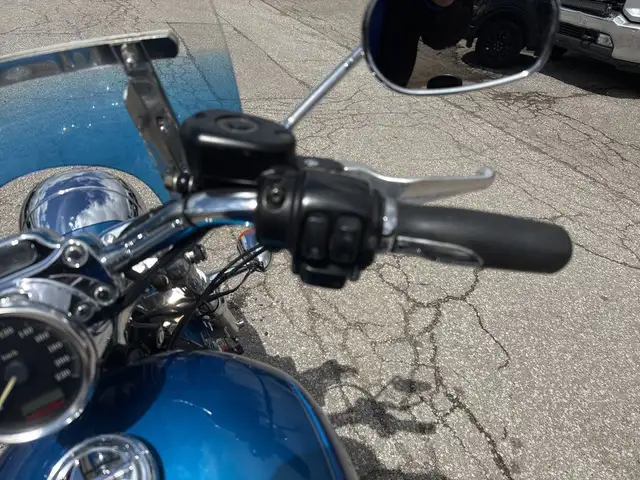 2005 Harley-Davidson Sportster ~ SPORTSTER ~ CUSTOM ~ 883CI ~ LO in Street, Cruisers & Choppers in City of Toronto - Image 25