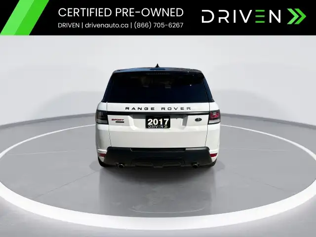 2017 Land Rover Range Rover Sport in Cars & Trucks in Markham / York Region - Image 8