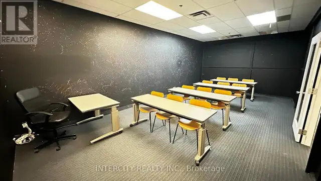 B - 99 SANTE DRIVE Vaughan (Concord), Ontario in Commercial & Office Space for Rent in Markham / York Region - Image 8