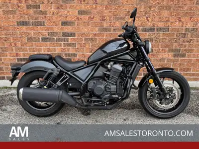 LIKE NEW 2023 Honda Rebel 1100 DCT with ONLY 224 KM!! Engine guards, passenger seat, easy and fun to...