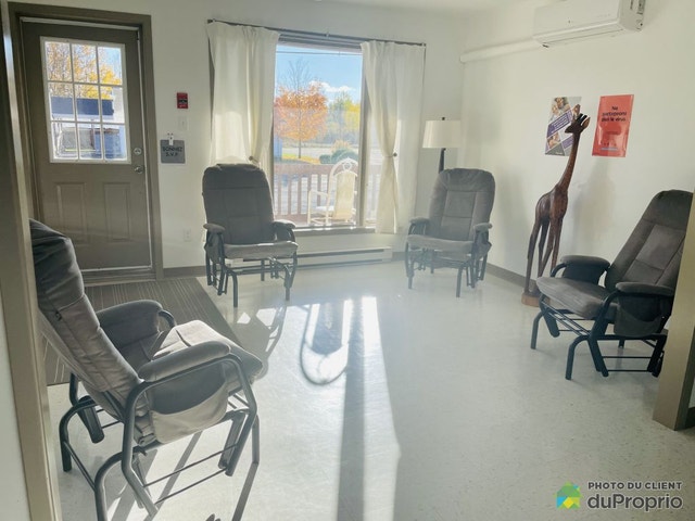 $1,200,000 - Bungalow for sale in Pointe-A-La-Croix — photo 3