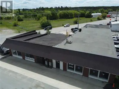 Investment opportunity in central Espanola, ON with excellent access and exposure. Approx. 6000 s.f....