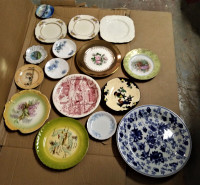 PLATES ,Beautiful and Colorful Vintage Collectible Plates & Tins