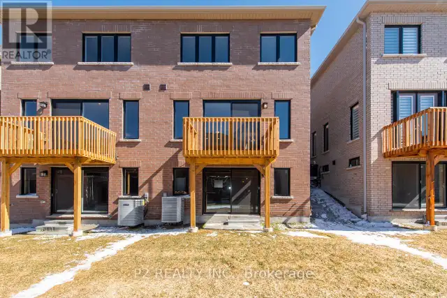 24 WILD GINGER LANE Springwater (Midhurst), Ontario62868539142403123