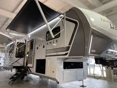 2026 Alliance RV Paradigm Fifth Wheel 312RK We listened to you. The Paradigm by ALLIANCE RV is the c...