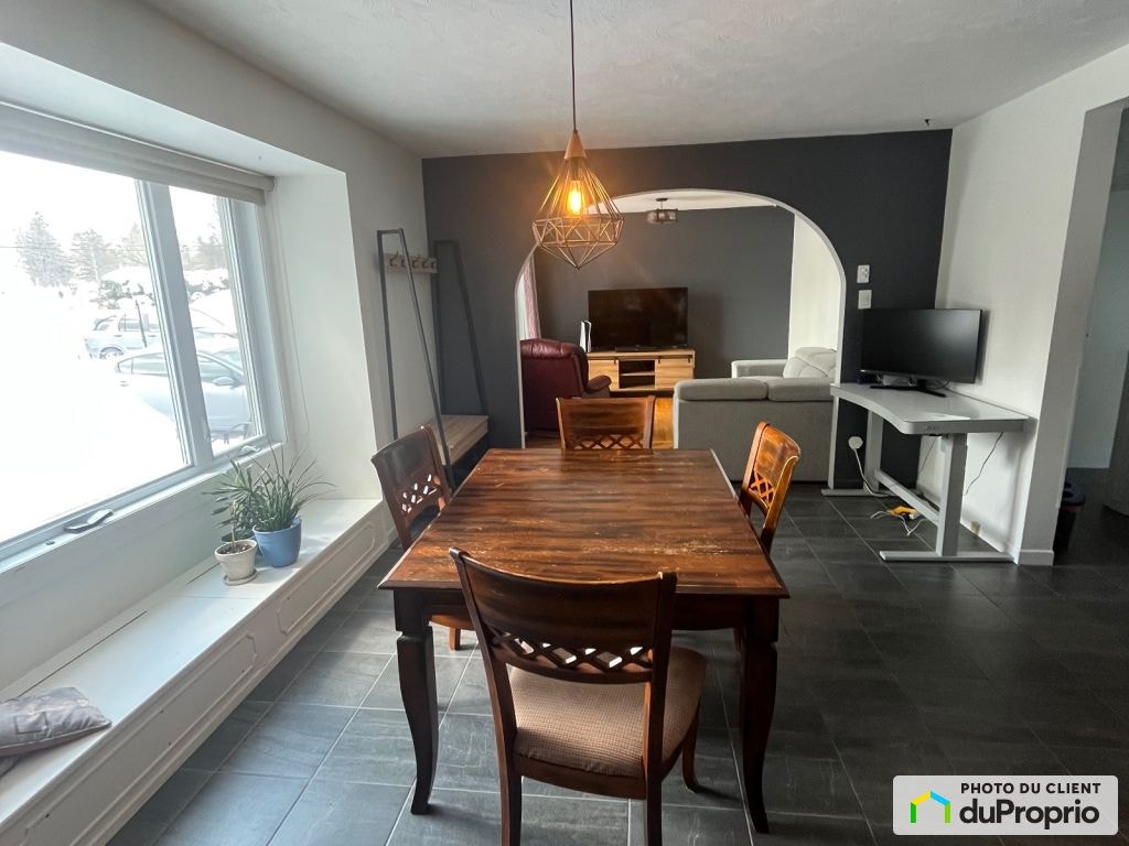 $355,000 - 1 1/2 Storey for sale in Val-d'Or — photo 3