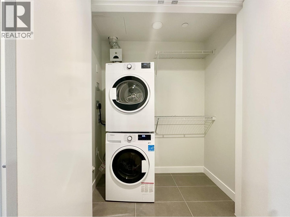 303 485 63rd AVE Vancouver, British Columbia 4